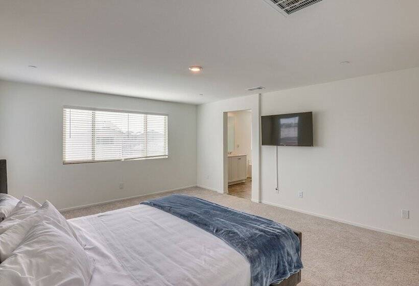 Coachella Home W/ Game Room & 1 Pm Check Out