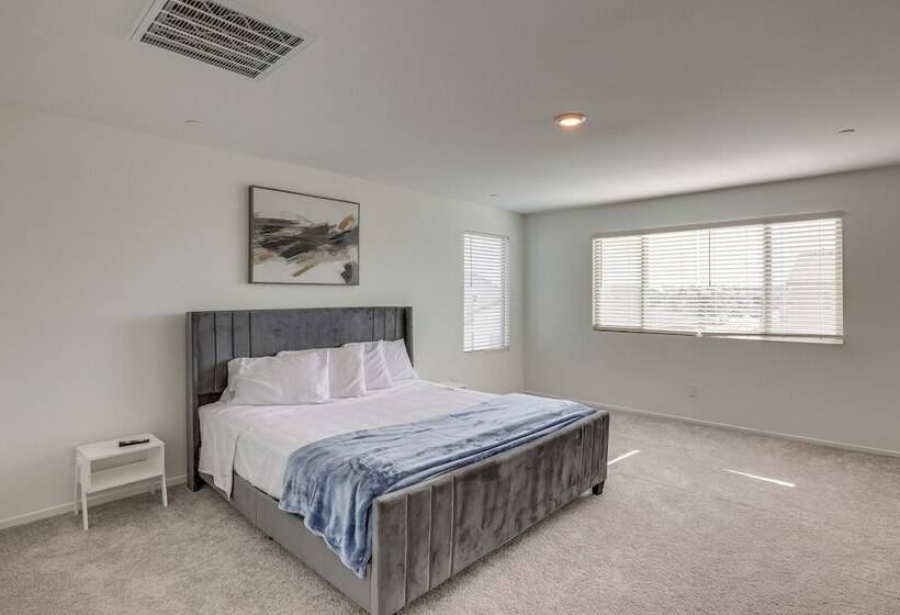 Coachella Home W/ Game Room & 1 Pm Check Out