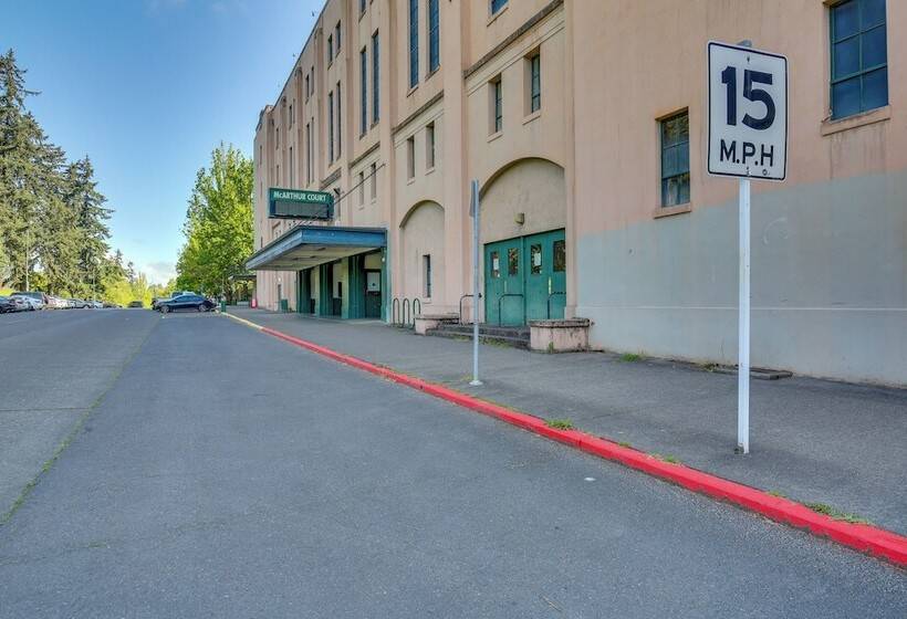 Spacious Eugene Home W/ Patio   Walk To Uo Campus!