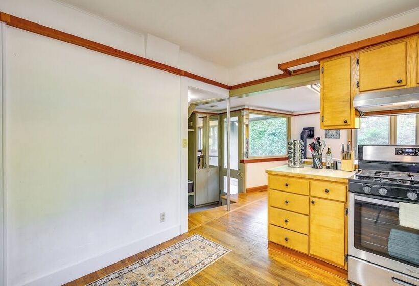 Spacious Eugene Home W/ Patio   Walk To Uo Campus!