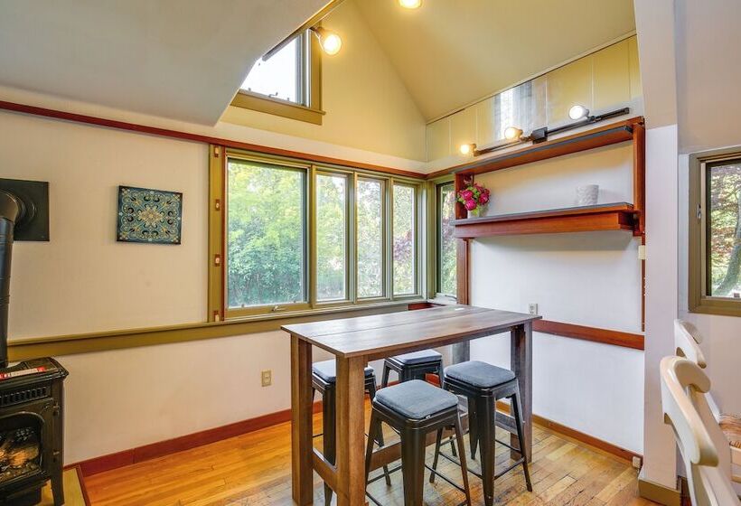 Spacious Eugene Home W/ Patio   Walk To Uo Campus!