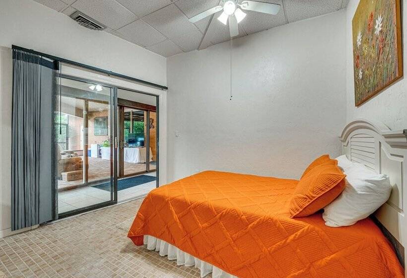 Lanai, Hot Tub & Pool: Haines City Retreat!