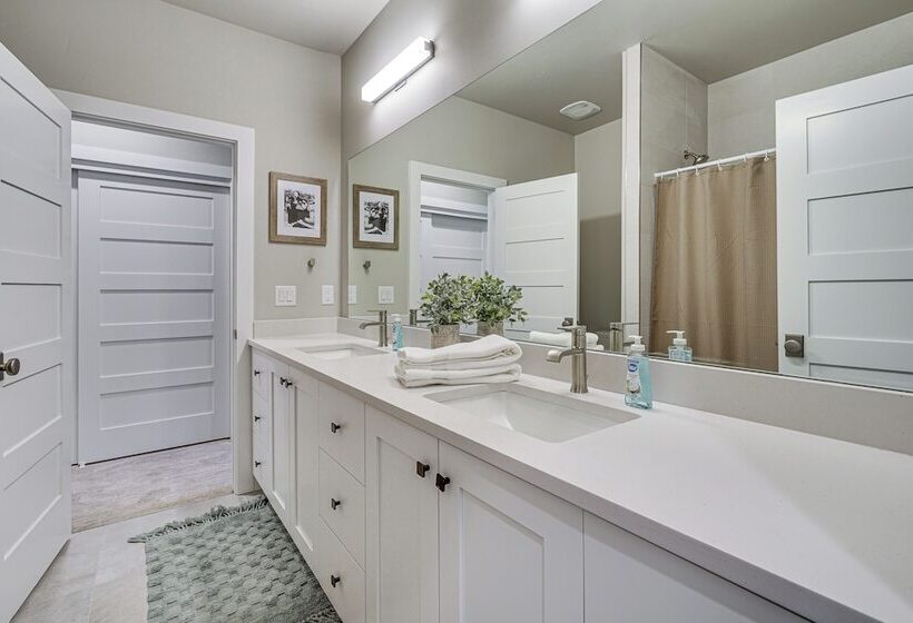 Spacious Heber City Home Walk To Community Beach