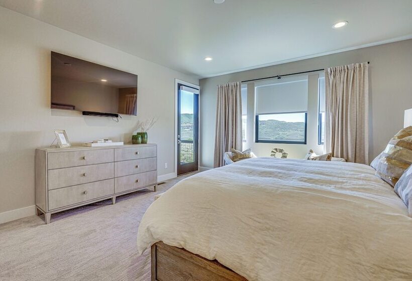 Spacious Heber City Home Walk To Community Beach