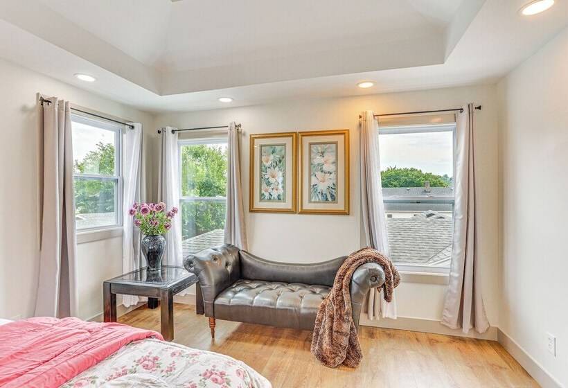 1 Mi To Downtown: New Albany Home W/ Yard