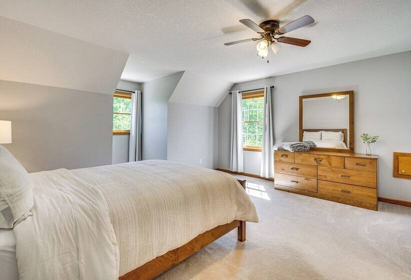 Spacious Thornville Home ~ 8 Mi To Buckeye Lake!