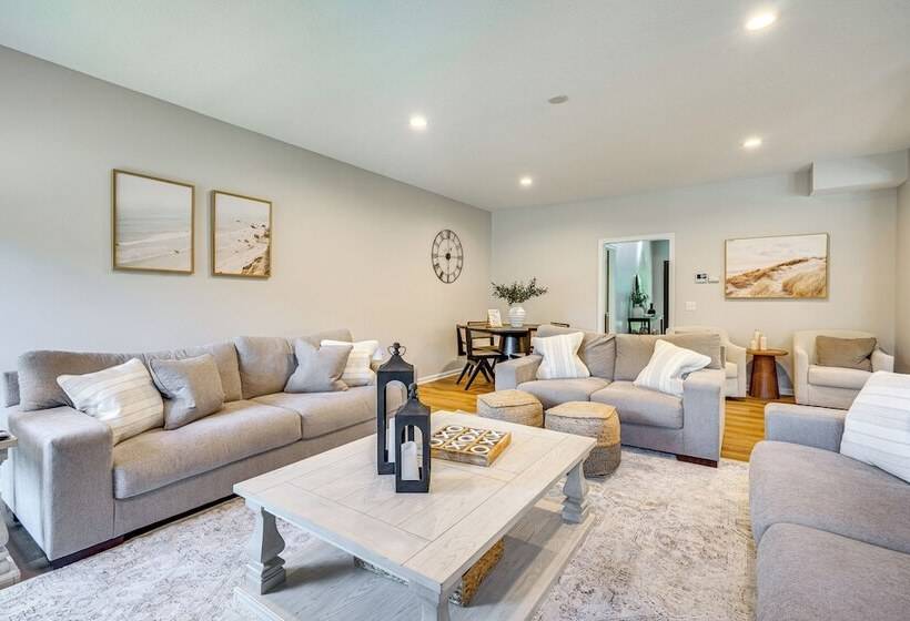 Spacious Thornville Home ~ 8 Mi To Buckeye Lake!