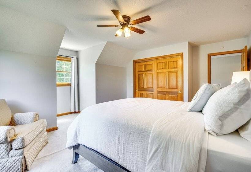 Spacious Thornville Home ~ 8 Mi To Buckeye Lake!