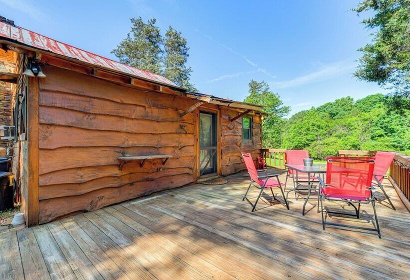 Statesville Cottage W/ Gas Grill Near Union Grove!