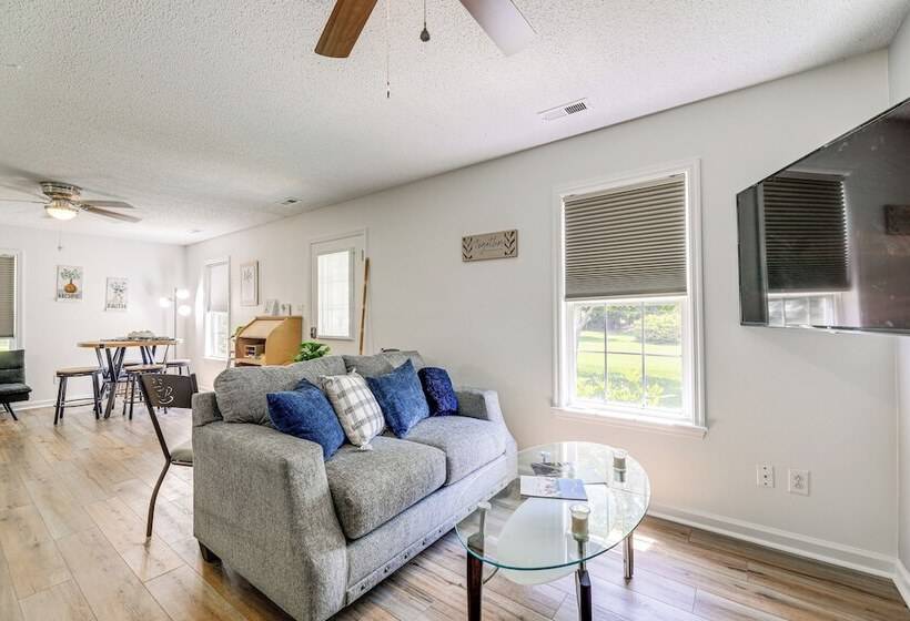 Stella Home W/ River View: 10 Mi To Hammocks Beach