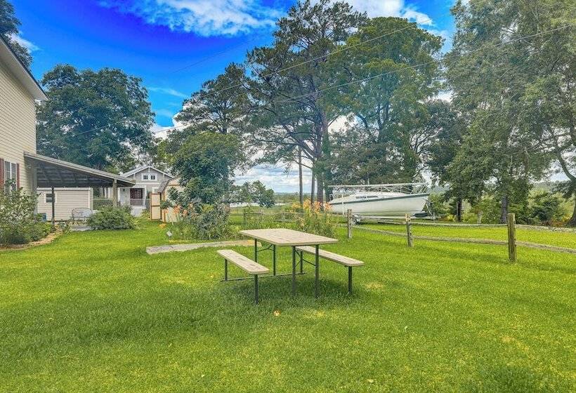 Stella Home W/ River View: 10 Mi To Hammocks Beach