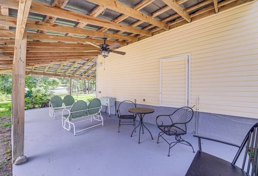 Stella Home W/ River View: 10 Mi To Hammocks Beach