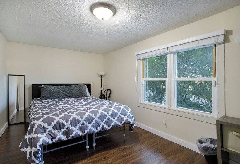 Stevensville Home Near Beach, State Parks & More!