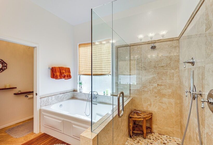 Stylish Goodyear Home W/ Putting Green!