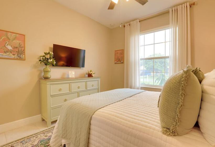 Stylish Port St Lucie Home W/ Hot Tub + Game Room!