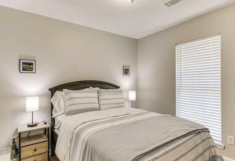 Sunny Augusta Home: Golf, Shop, Explore!