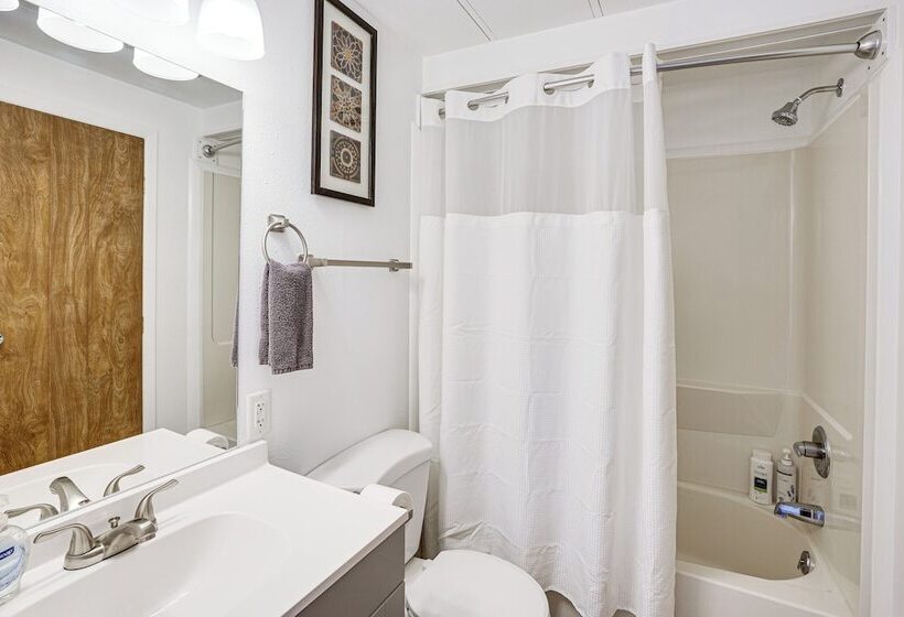 Sunset Cabin Near Moab W/ Stunning Views!