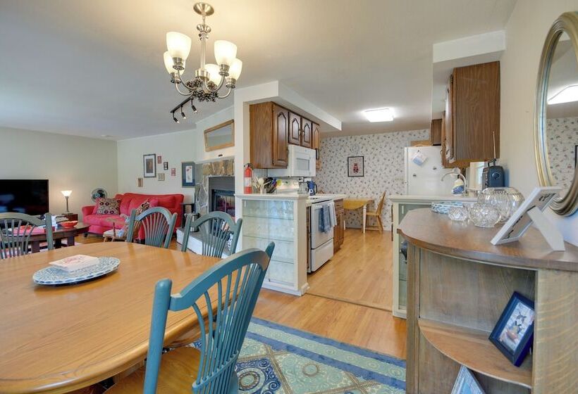 Syracuse Home W/ Fenced Yard < 1 Mi To Westcott St