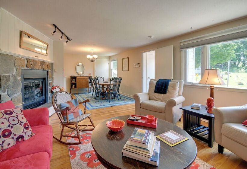 Syracuse Home W/ Fenced Yard < 1 Mi To Westcott St