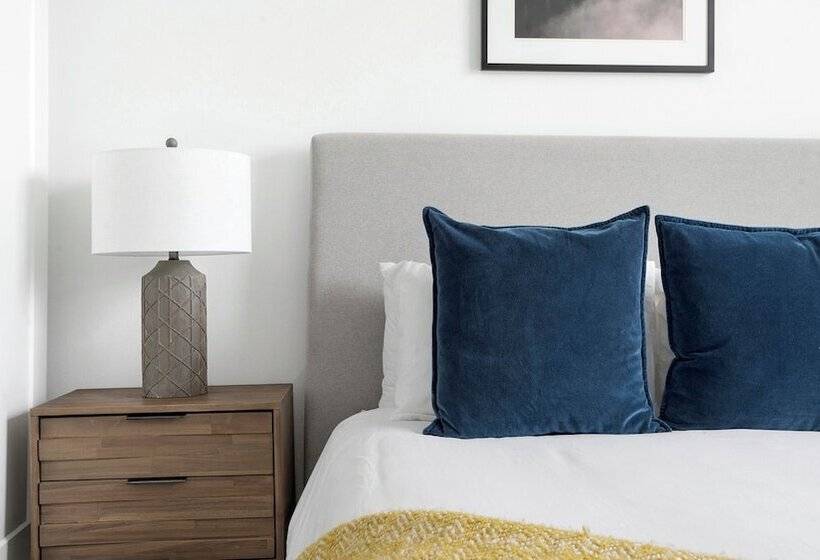 The Artesian At Bee Cave By  Landing