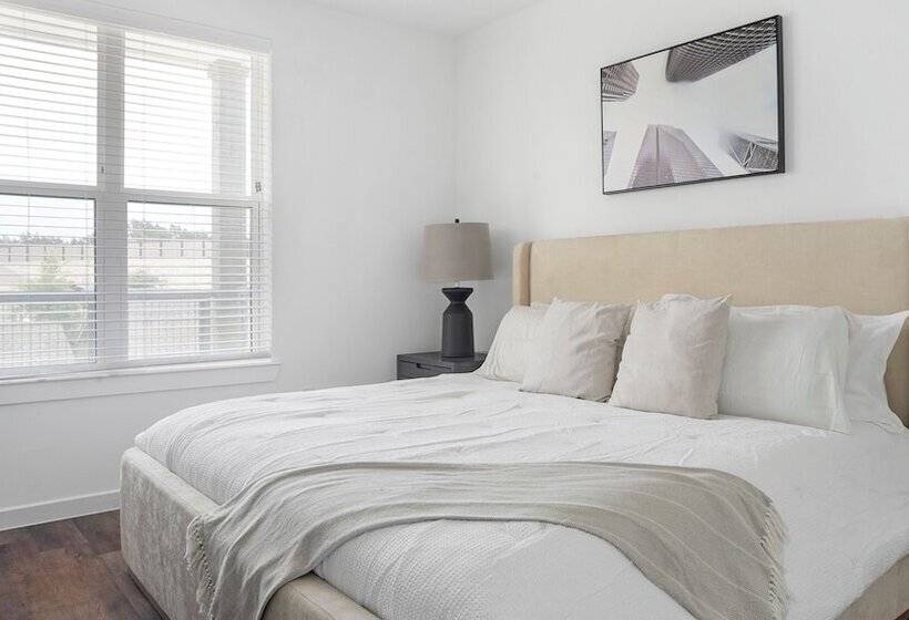 The Artesian At Bee Cave By  Landing