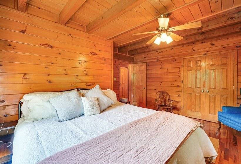 Scenic Getaway: Smoky Mountain Cabin, 4 Mi To Park