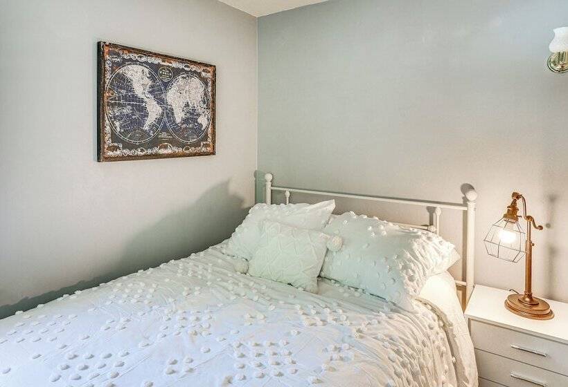 Updated Annville Retreat ~ 10 Mi To Hersheypark!