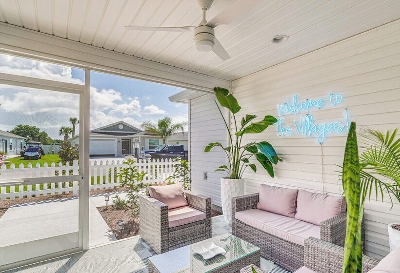 Villages Home In Gated Community W/ Pool Access!