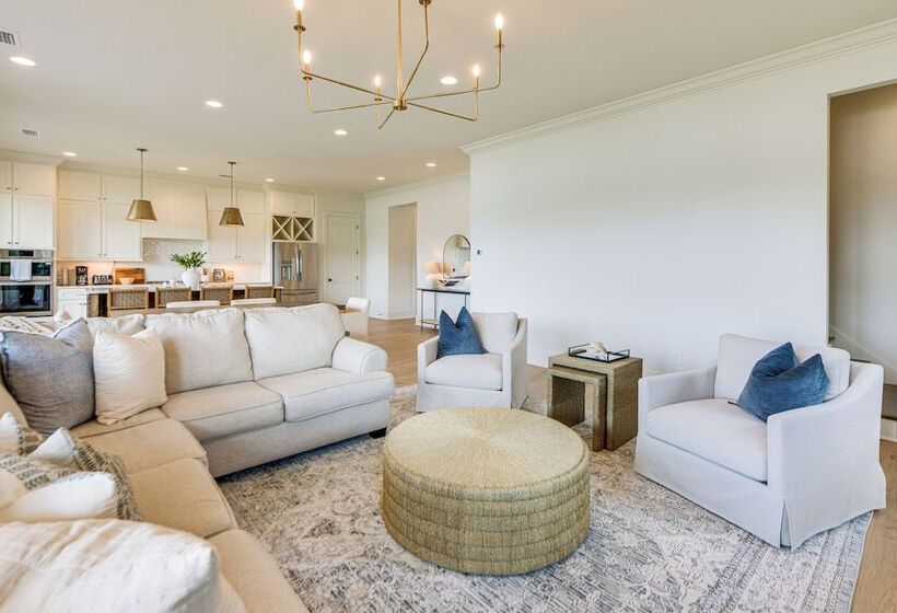 Waterfront Alexander City Home W/ Private Dock!