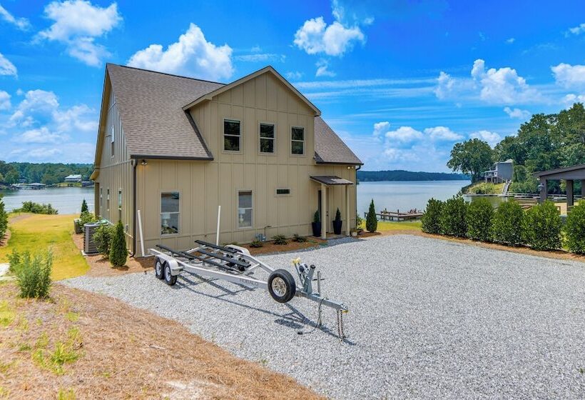 Waterfront Alexander City Home W/ Private Dock!
