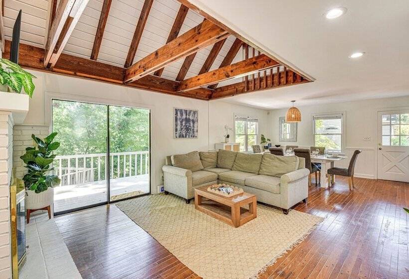 Waterfront Gainesville Home W/ Private Boat Dock!