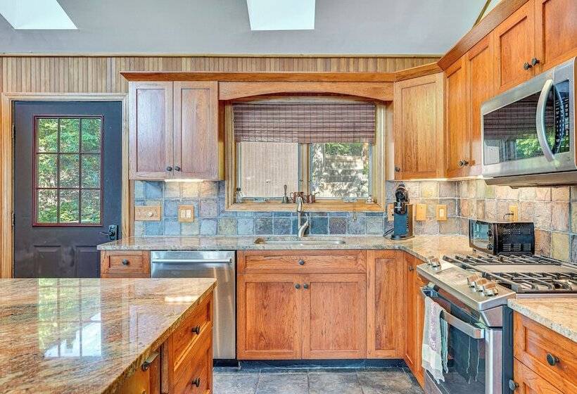 Waterfront Lake George Lodge W/ Boat Dock & Lift!