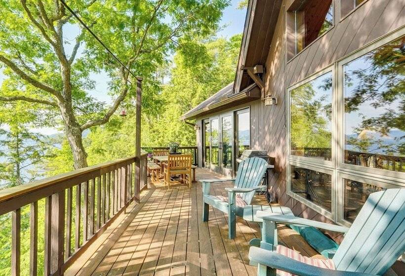 Waterfront Lake George Lodge W/ Boat Dock & Lift!