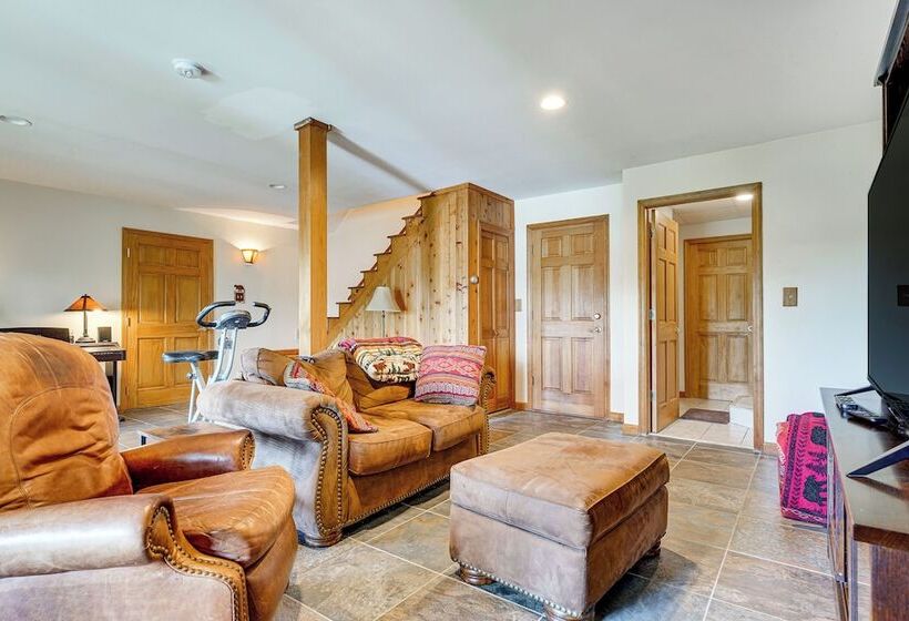 Waterfront Lake George Lodge W/ Boat Dock & Lift!