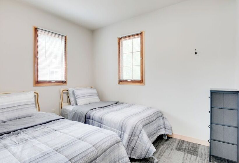 Waterfront Wisconsin Cabin: Private Dock, Grill