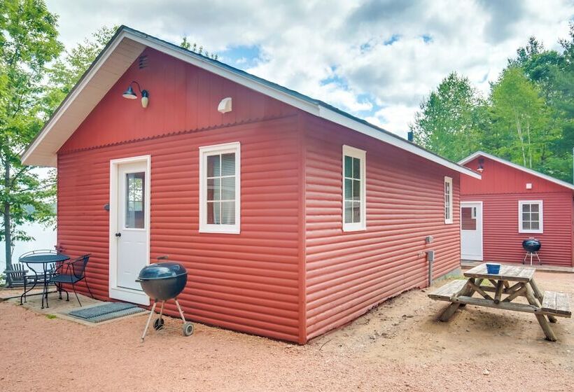 Waterfront Wisconsin Cabin: Private Dock, Grill