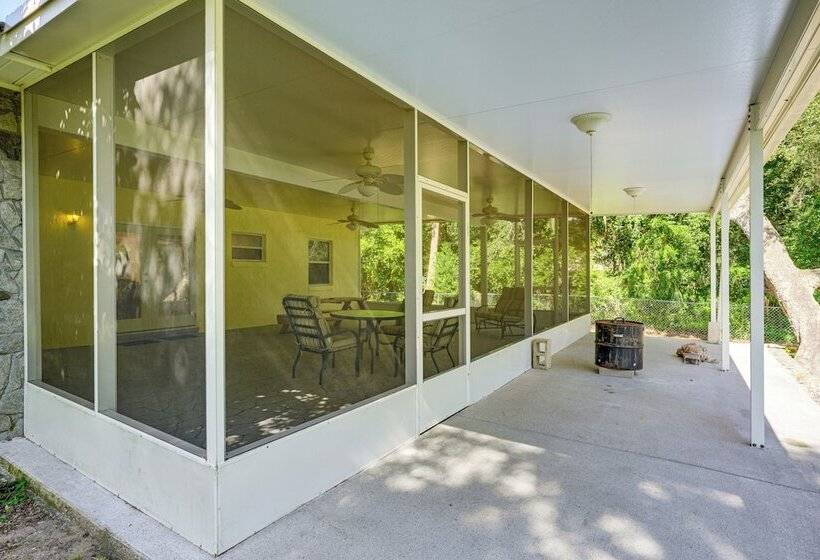 Welcoming Bartow Home Near Family Attractions!