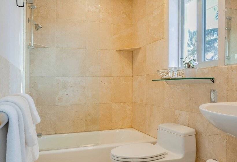 Beach Haven By Avantstay Pool + Ocean Views Steps From The Beach