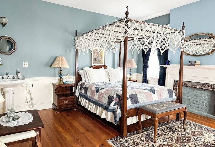 ベッドアンドブレックファースト The Black Walnut Inn