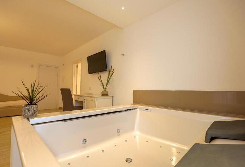 ベッドアンドブレックファースト Dimore Relais Suite Garden Breakfast