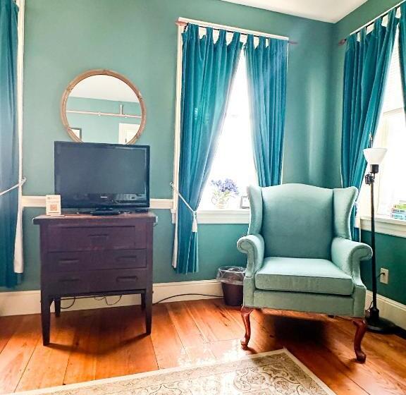 ベッドアンドブレックファースト The Black Walnut Inn