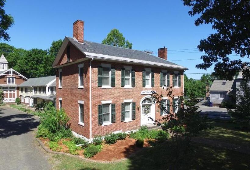 住宿加早餐 The Black Walnut Inn