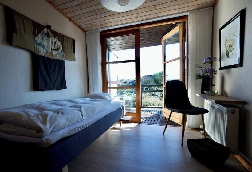 Den Japanske Have B & B