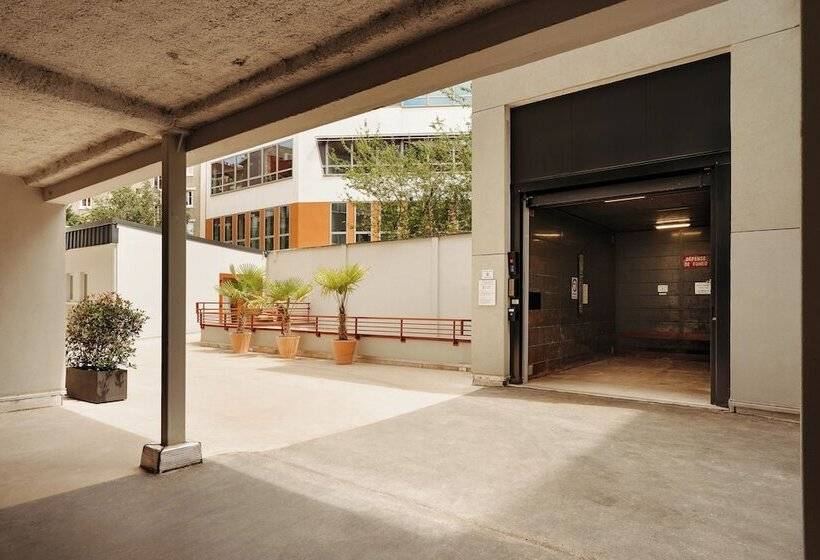 Edgar Suites Montrouge