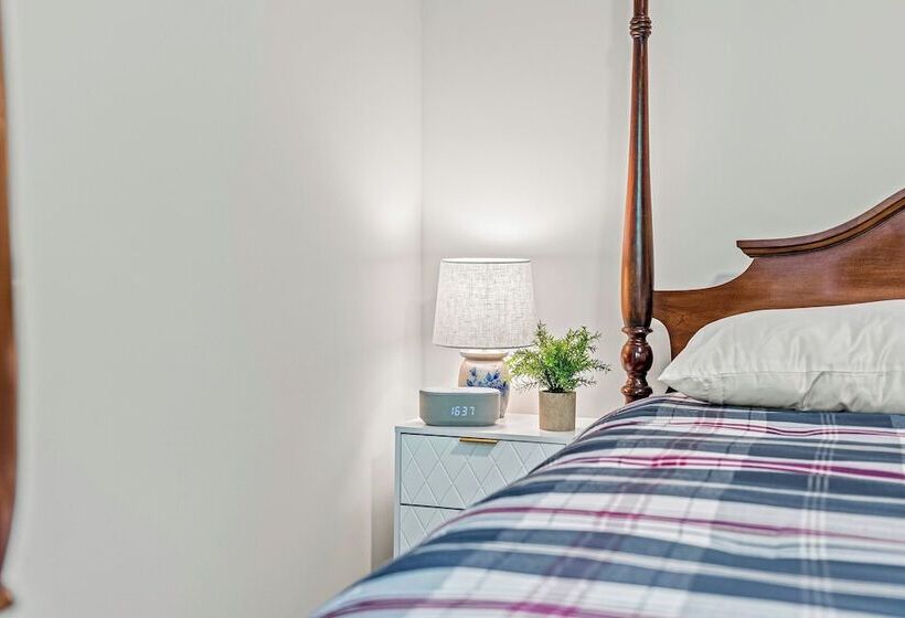 Happy Trails Chalet By Avantstay Sauna + Deck, Private Community Beach Access