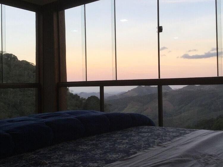 簡易ホテル Pousada Portaldo Céu