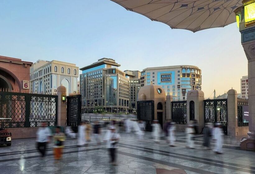 בית מלון כפרי Rotana Al Manakha Madinah