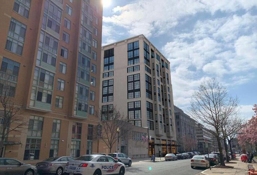 בית מלון כפרי Arlo Washington Dc