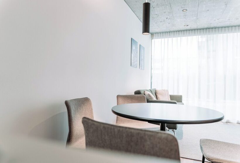 ホテル Blackhome City South Innsbruck