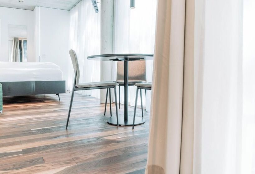 ホテル Blackhome City South Innsbruck